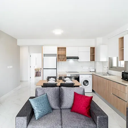 Adolina One Bedroom 304 By Ezoria